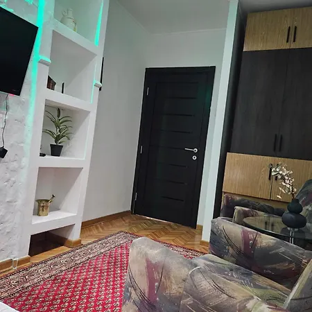 Komforan, Moderan Mary Apartment